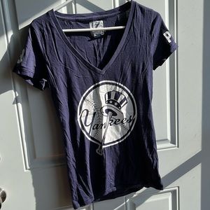 Pink Victoria’s Secret New York Yankees short sleeve tee